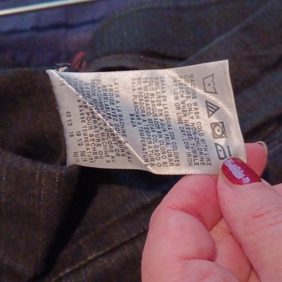 💙🐾Black Cropped Pants - Picture 7 of 9